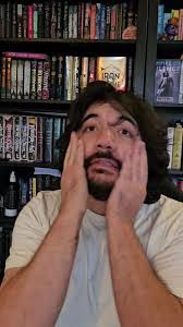 Heather Dismuke's Instagram, Twitter & Facebook