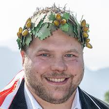 Berner Kantonalschwingfest Langnau i.E. 2025: Mit sechs Siegen: Michael  Moser gewinnt sensationell das Berner Kantonale