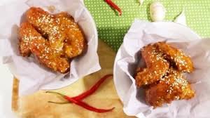 Resep:sayap ayamminyak gorenggaram & lada hitam secukupnyabumbu:1 buah bawang merah2 siung bawang putih2 buah cabe merah besar5 buah cabe rawit merah1/2. Resep Sayap Ayam Madu Gurih Manisnya Dijamin Si Kecil Suka Nih