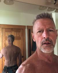 Charles Kastor (@charleskastor) • Instagram photos and videos