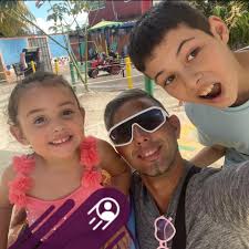 Breakers dc para proteccion de baterias y paneles solares De 63a en 25 usd  De 40a en 35 usd