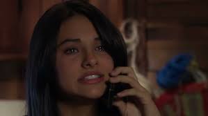 Estrella decide esquecer o seu amor por Victor Manuel