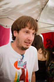 Hostia un libro 2016