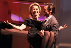 Aka leyerkasten) ist eine deutsche politikerin. Ursula Von Der Leyen Ihr Leben Ihre Familie Ihre Musikkarriere