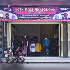 Rumah batik pekalongan menyediakan berbagai macam batik asli pekalongan. Ucen Store Pekalongan Di Kota Pekalongan