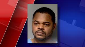 Suspect in stabbing identified