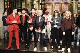 Dedicated to this great woman and actress. Ratings Saturday Night Live Falls For Emma Thompson Jonas Brothers Episode