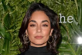 Published september 15th 2018 by independently published. Vanessa Hudgens Is Edgy In A Chained Top Sweats Chunky Combat Boots Footwear News