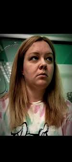 Part Two of Amelia Cutting A Poor Girls Bag