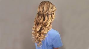 You can find numerous hairstyles for medium length hair. The Best Prom Hairstyles For All Hair Lengths Thetrendspotter