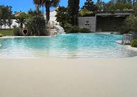Permettant de profiter pleinement de sa piscine, une plage de piscine répond aussi bien à un désir d'embellissement et de mise en valeur de sa piscine, qu'à un confort d'utilisation. Revetements En Resine Pour Plage De Piscine Revetements En Caledonie Rdse Nc