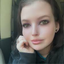 What do you think of my custom Dark Alice in Wonderland doll?