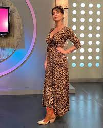 Her birthday, what she did before fame, her family life, fun trivia facts, popularity rankings, and more. Un Vestido Animal Print Y Dos Formas De Llevarlo Juego De Coincidencias Y Diferencias Entre Mariana Fabbiani Y Karina Mazzocco Para Ti