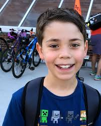 Enrollment up again as students flock to first day of classes