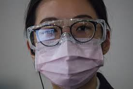 Do you suffer from the effects of allergies and air pollution? åœ–æ–‡æ•…äº‹ ç½©ä½ç–¾ç—…çš„2å…¬å…‹ä¹‹é‡ Made In Taiwanå£ç½© æ˜¯é€™æ¨£é€åˆ°ä½ æ‰‹ä¸Šçš„ å ±å°Žè€…the Reporter