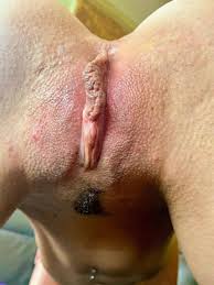 So boys, If i was bent over like this right now in front of you.. Would you  fuck me in the arse or smash my pussy??? I need to know | Scrolller