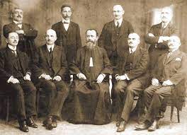 Peste două zile se vor împlini 93 de ani de la marea unire a basarabiei cu ţara. Avocatul Zaharia Munteanu Una Dintre PersonalitÄƒÈ›ile Care Au Realizat Marea Unire A Fost Condamnat La Moarte De Curtea MarÈ›ialÄƒ Din Cluj Ziar Gazeta De Cluj