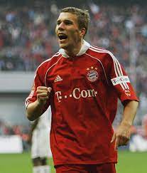 Lukas podolski versucht es beim fc bayern münchen. Pin On Fc Bayern Munich