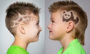 Questo look dimostra che la frangia può funzionare anche su dei ragazzi con i capelli corti e mossi spazzolati, quasi a creare dei . Tagli Di Capelli Per Bambini Alla Moda Tagli Di Capelli Alla Moda Per Adolescenti