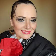 Lorena Robles (Cantante)
