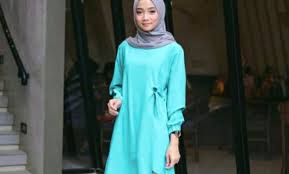 Selain perpaduan warna soft pink dan tosca. 10 Gambar Baju Hijau Cocok Dengan Jilbab Warna Apa Jejakpiknik Com