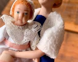 Vintage, Del Prado, 1:12th Scale, Dolls House, Baby, in Gown and Bonnet,  Figurine, Doll, Victorian, Edwardian, Modern Day, Young, Child, Mum