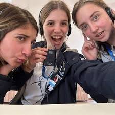 Isabella (@isabella.obregon)