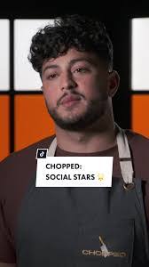 Steve Eakins's Instagram, Twitter & Facebook