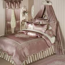 Phanomenal Creme Bestickt Diamant Schlafzimmer Schlafzimmerdesign Info Blush Bedroom Decor Luxurious Bedrooms Bedroom Design