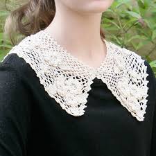 レース編み花モチーフつけ襟(245) - ハンドクラフト、手工芸