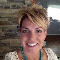 Tia Draper's Instagram, Twitter & Facebook