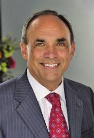 Leslie Faught's Instagram, Twitter & Facebook