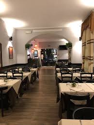 Yelp is a fun and easy way to find, recommend and talk about what's great and not so great in milano and beyond. Cinnamon Restaurant Milan Affori Menu Prices Restaurant Reviews Order Online Food Delivery Tripadvisor
