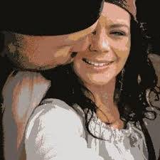 Alisha Thacker's Instagram, Twitter & Facebook