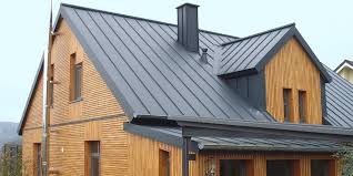 Dach Decken Mit Metallplatten In Stehfalztechnik Dach Metalldach Haus Bauen