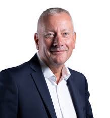 Gary Strickland's Instagram, Twitter & Facebook