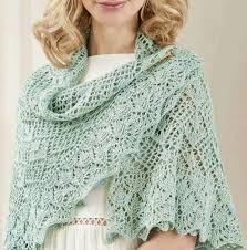 Love those gradient changes of color from light gray to dark! Circular Lace Shawl Knitting Pattern