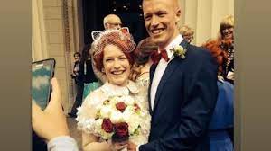 We did not find results for: Enie Van De Meiklokjes Trug Bei Der Hochzeit Mit Ihrem Tobias Katzenohrchen