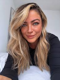 Check out Alexandra Volkov (@alexndravolkov) on Linkme