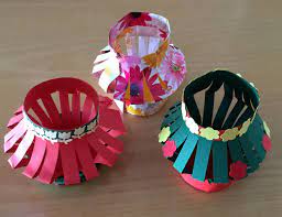 Basteln macht allen viel spaß, vorallem den kindern. Basteln Mit Senioren Eine Tischlaterne Basteln Basteln Mit Senioren