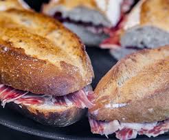 In spain, they are often eaten in cafes and tapas bars. Bocadillos Foodwiki Lieferando De