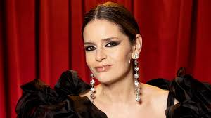 Romina Richi: «Tengo una relación muy cálida con mis 3 hijas»