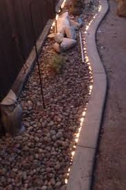 Pin By Yesenia Malagon On Tuinverlichting Garden Light Backyard Walkway Backyard Landscaping Rock Garden