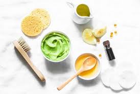 Il a une puissance exfoliante étonnante et ne tache pas vos lèvres! Huile D Olive Miel Avocat 8 Recettes Beaute Naturelles Pour La Peau Et Les Cheveux