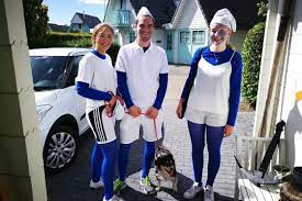 Bekijk het weer, buien radar, de satelliet, wind, weercijfers en weerwidgets voor kropswolde. Smurfen Klussen Bij In Het Smurfendorp Hs Krant
