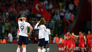 Les aigles de carthage préparent, avec ce match amical, la ce match amical aura lieu cinq jours après celui de la tunisie contre le portugal, champion d'europe en titre, le 28 mai, à lisbonne. Match La France
