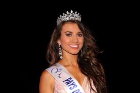 Diane le roux, miss pays de la loire, candidate de miss france 2019. Les Elections De Miss En Bretagne Et Dans L Ouest Par Pierre Boucher Yvana Cartaud De Beaufou Elue Miss Pays De La Loire 2019 A Chateau Gontier
