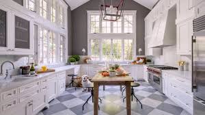 best paint for white kitchen cabinets