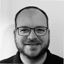 Darren Keeton's Instagram, Twitter & Facebook