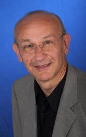 Albert Lenz's Instagram, Twitter & Facebook